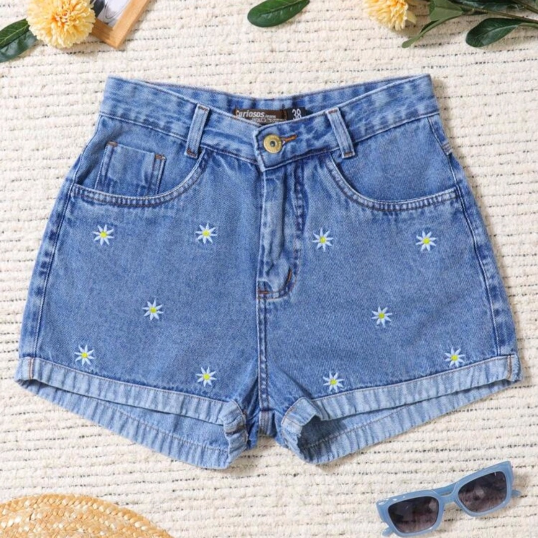 Short Jeans de estrelas